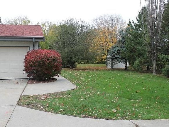2nd image of W358N5955 Surrey Dr
