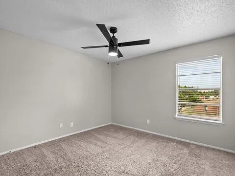 Kings Landing Apartments — Photo 19