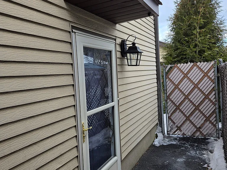 135 Linden Ave #1 — Photo 10