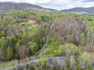 513 Beadwood Ln, Damascus, VA 24236