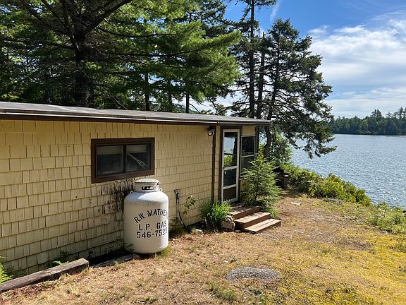 2nd image of 15 Upper Green Lake Road