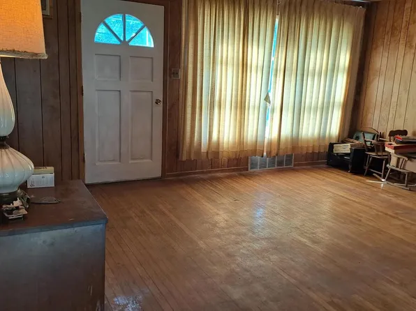 1214 Hall Ave, Roslyn, PA 19001