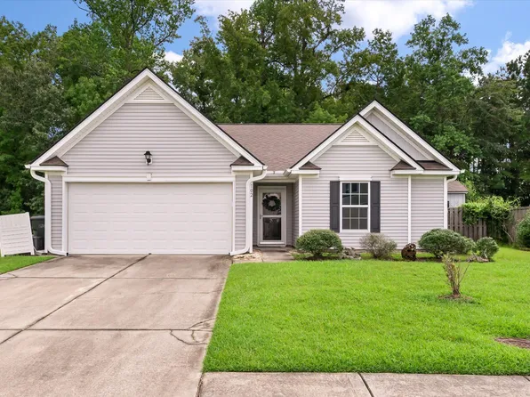 102 Santino Ct, Goose Creek, SC 29445