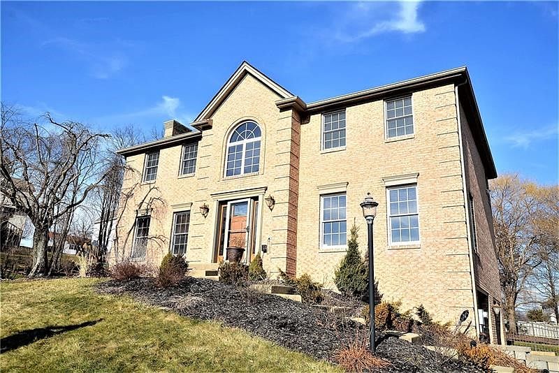 1st image of 406 Cambria Ct