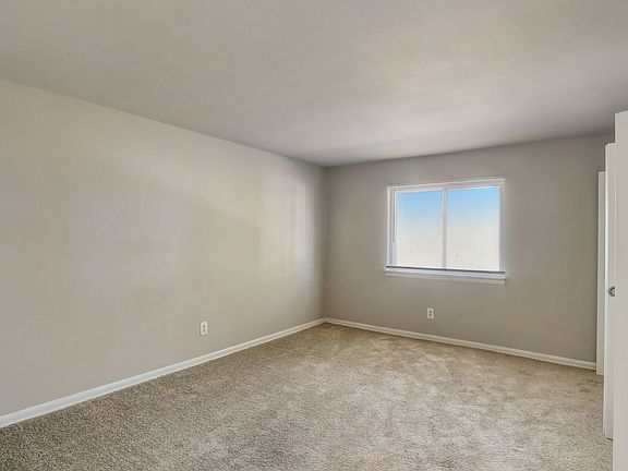 4th image of 4738 Wakefield Rd #4710-304
