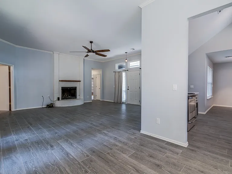 1908 Joseph Dr — Photo 23