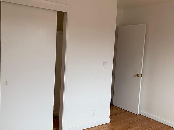 5th image of 130 S 31st St Unit D