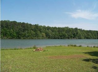 678 McCarter Rd, La Fayette, GA 30728