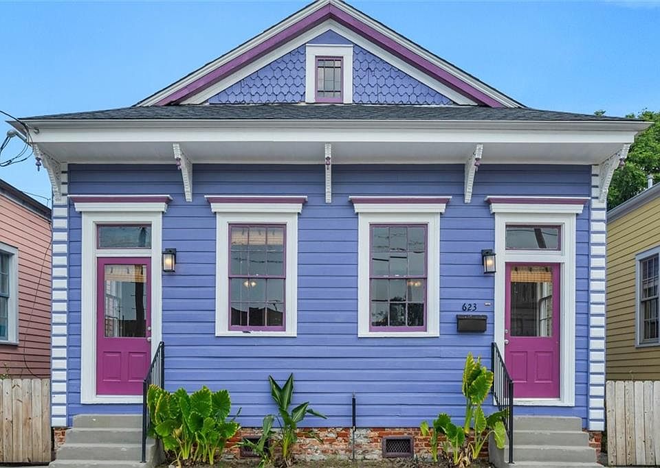 1st image of 623 Tricou St