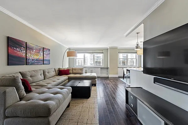 Sold by Nest Seekers International | media 21