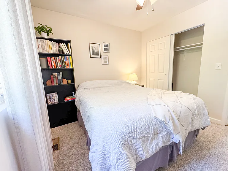 6832 Townsend Ln NE — Photo 33