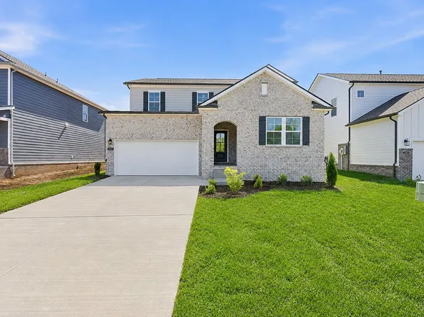 241 W Millbrook Dr, Spring Hill, TN 37174