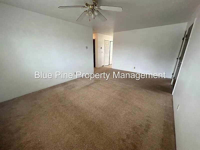 Building Photo - 182 Adams St #2