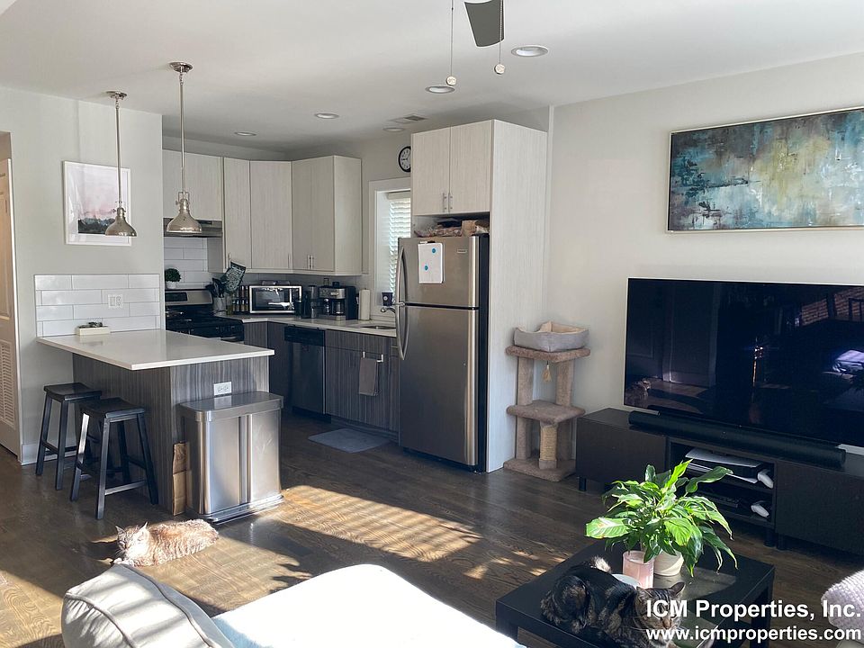 1st image of 3917 N Janssen Ave #1S
