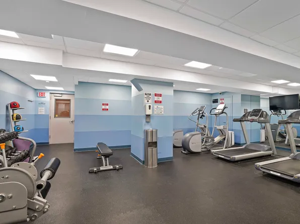 2650 Ocean Parkway image 13 of 19