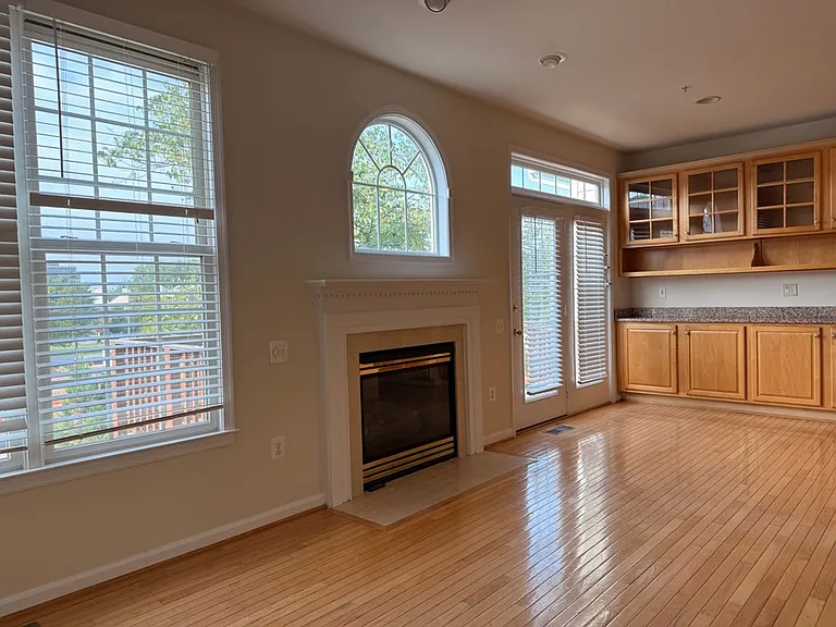 6130 Stonehenge Pl — Photo 9