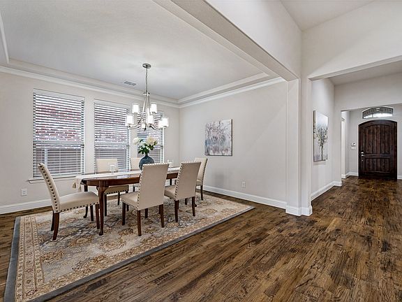 2nd image of 8805 Abbington Pl