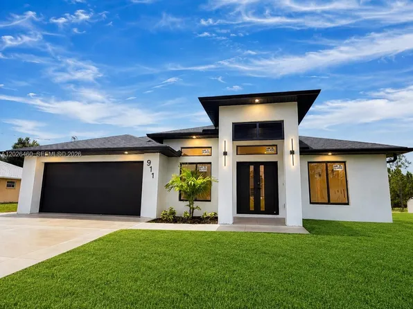 911 Cleveland Ave, Lehigh Acres, FL 33972