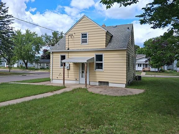 2nd image of 535 5th Ave NE