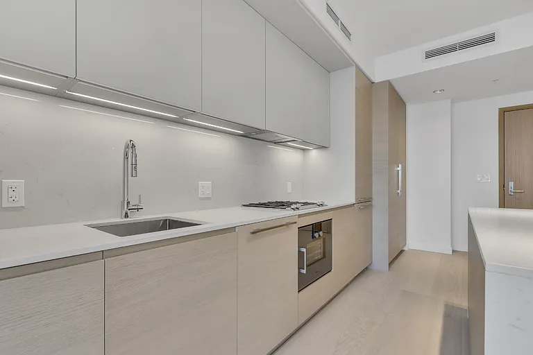 1289 Hornby St #4003 — Photo 7