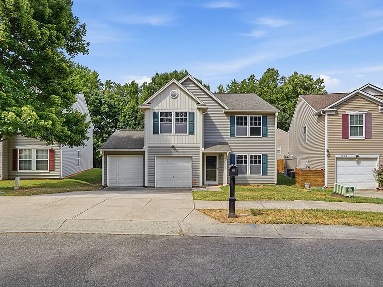 1906 Treefrog Ct — Photo 45