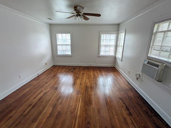 2nd image of 5622 Chartres St APT 4