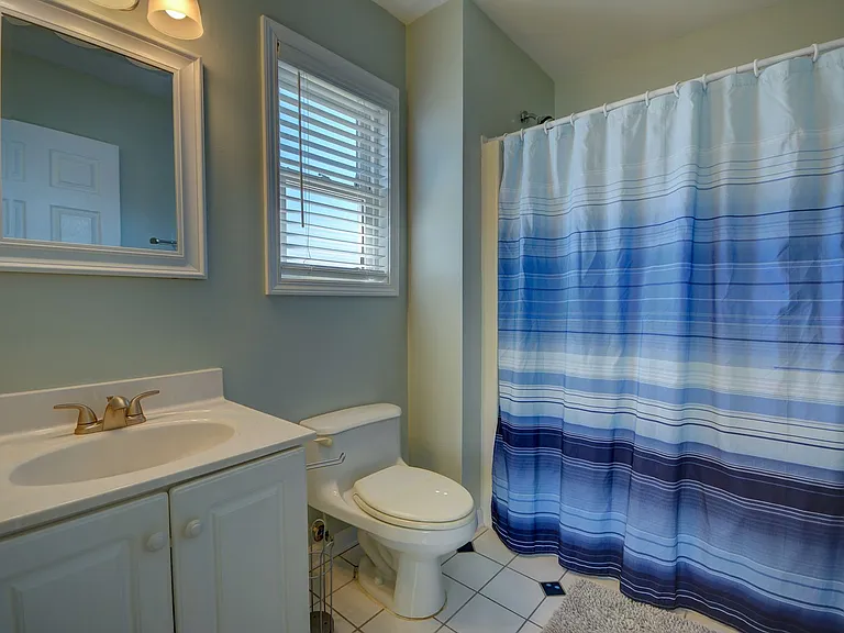3812 Island Dr — Photo 18