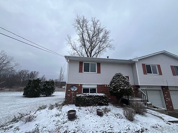 2nd image of 8557 Lake Michigan Dr