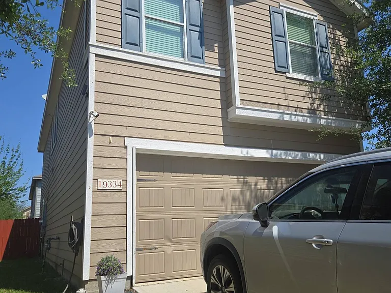 19334 Wild Currant Ct — Photo 1
