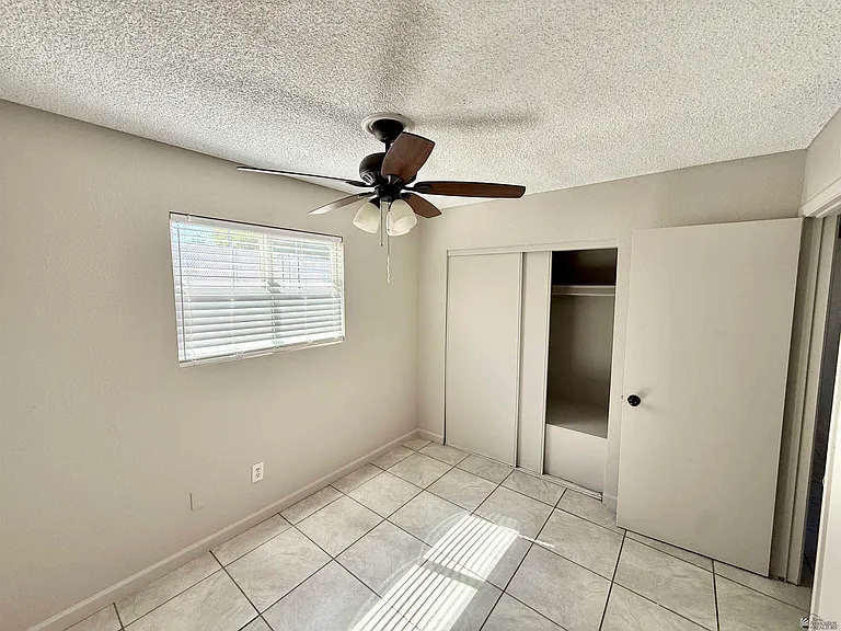 1265 S 13th Ave — Photo 11