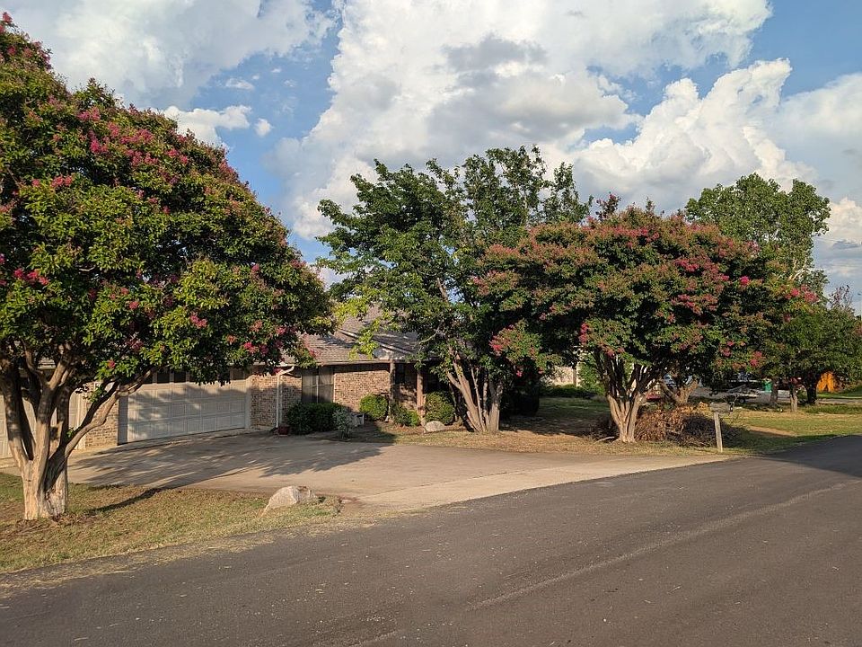 1st image of 11044 Windjammer Dr