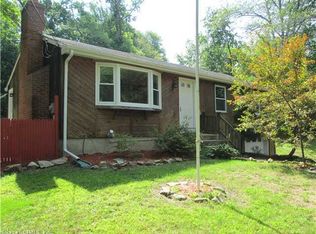 282 Crystal Lake Rd, Tolland, CT 06084