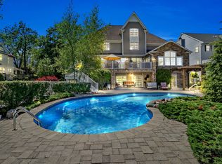 1298 Old Bay Rd, Johnsburg, IL 60051