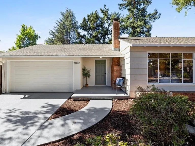 4052 Campana Dr — Photo 3