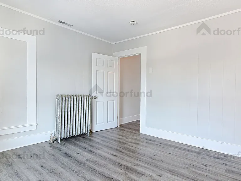 11 Pleasant St #7 — Photo 12