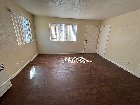 5th image of 2721 Ulric St #2721