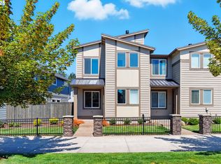 4156 SE Century Blvd, Hillsboro, OR 97123