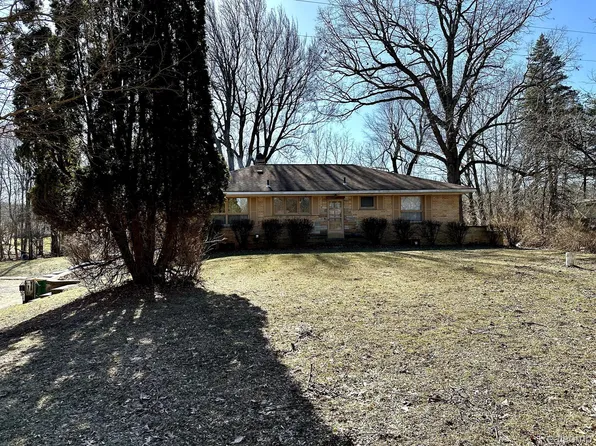 12461 Scott Rd, Davisburg, MI 48350