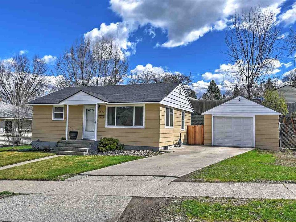 1st image of 5924 N Douglas Dr