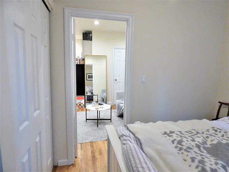 26 Leroy St #11 — Photo 9