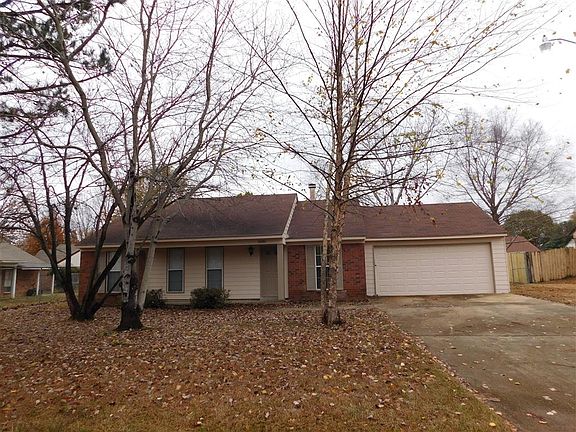 2nd image of 3880 Southbrook Dr