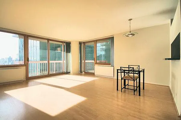 Sold by Kian Realty | media 27