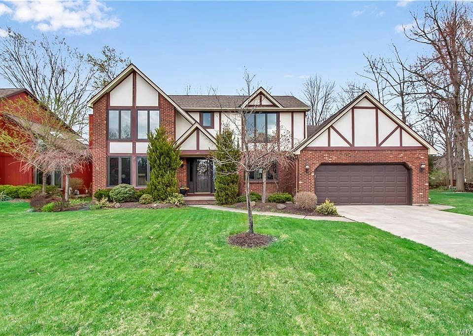 1st image of 297 Glen Oak Dr
