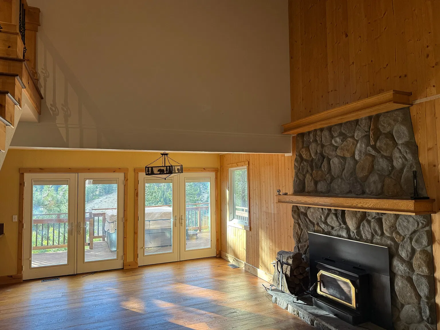 4 bed, 1252 sqft, $5,199 — Photo 4