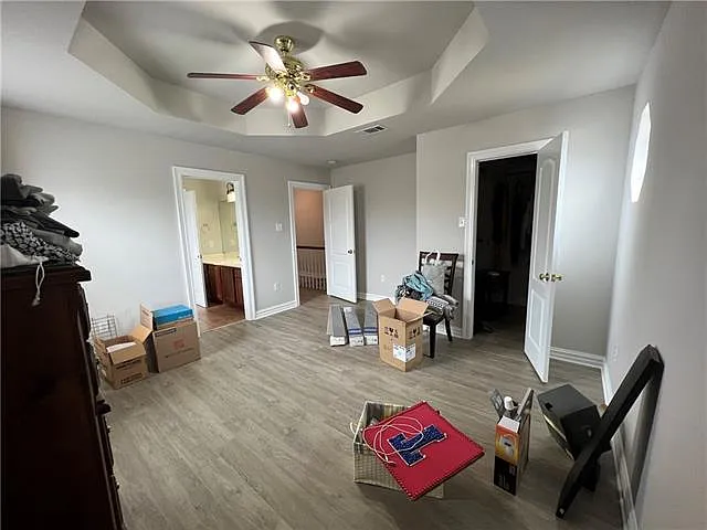 405 N Woodlawn Ave — Photo 14