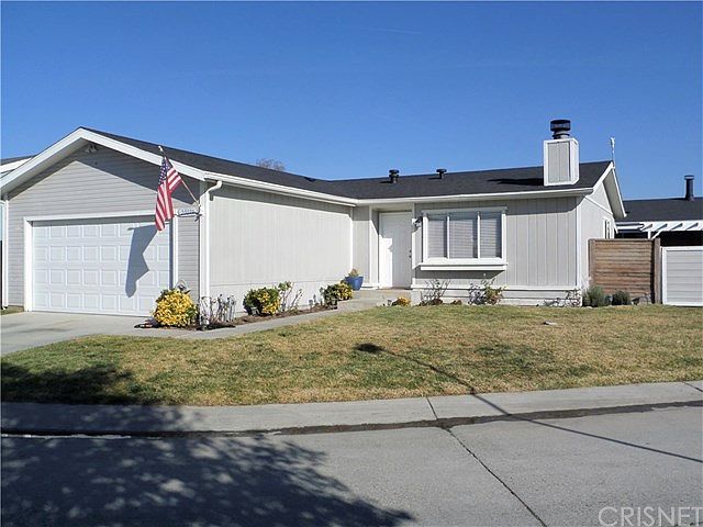 1st image of 20039 Cottonwood Dr