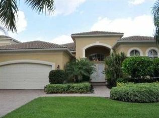 130 Tranquilla Dr, Palm Beach Gardens, FL 33418
