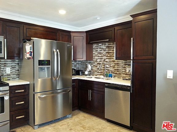 4th image of 10635 Firwood Ct