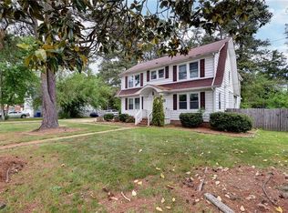 198 Colony Rd, Newport News, VA 23602