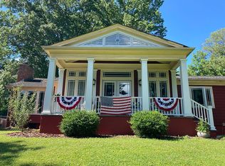 8 Hilltop Cir, Mendham, NJ 07945